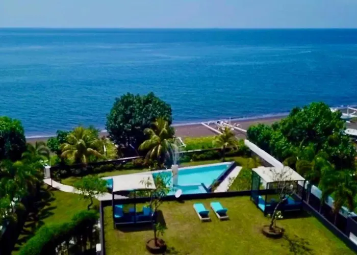 Bali Verhuur - Bebayu Beachvilla, * Amed